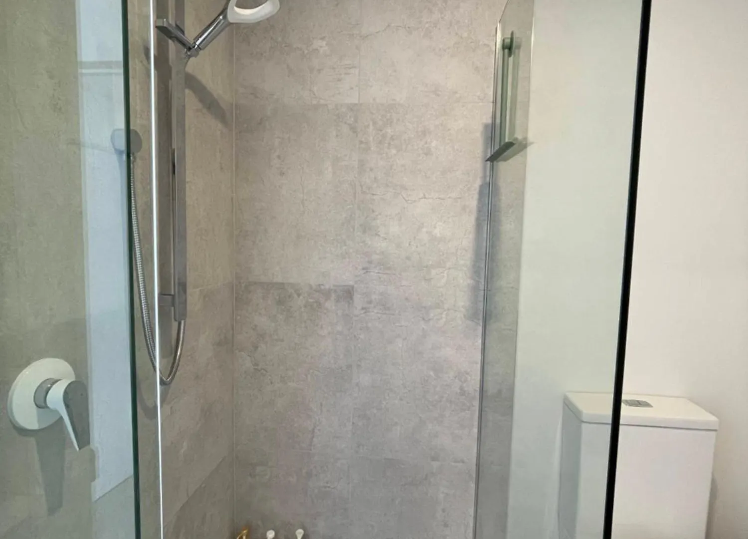 Luxury 2 Bedroom Townhouse Opposite Merivale Mall Christchurch Apartment